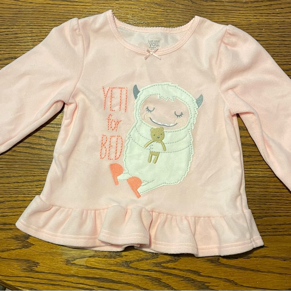 Girls 4T cozy yeti nightgown